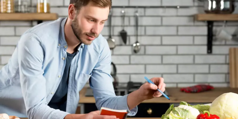 How to Eat Healthy Without Overspending How to Eat Healthy Without Overspending