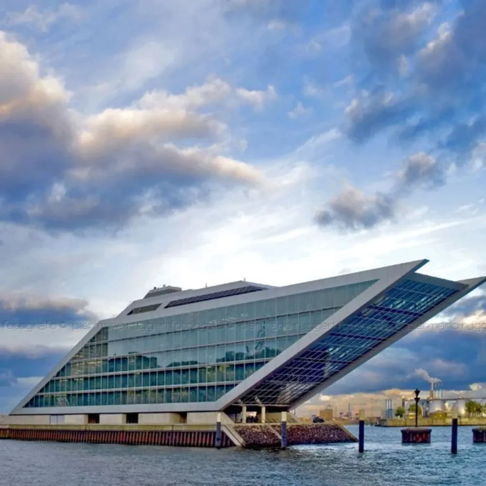 Dockland Building