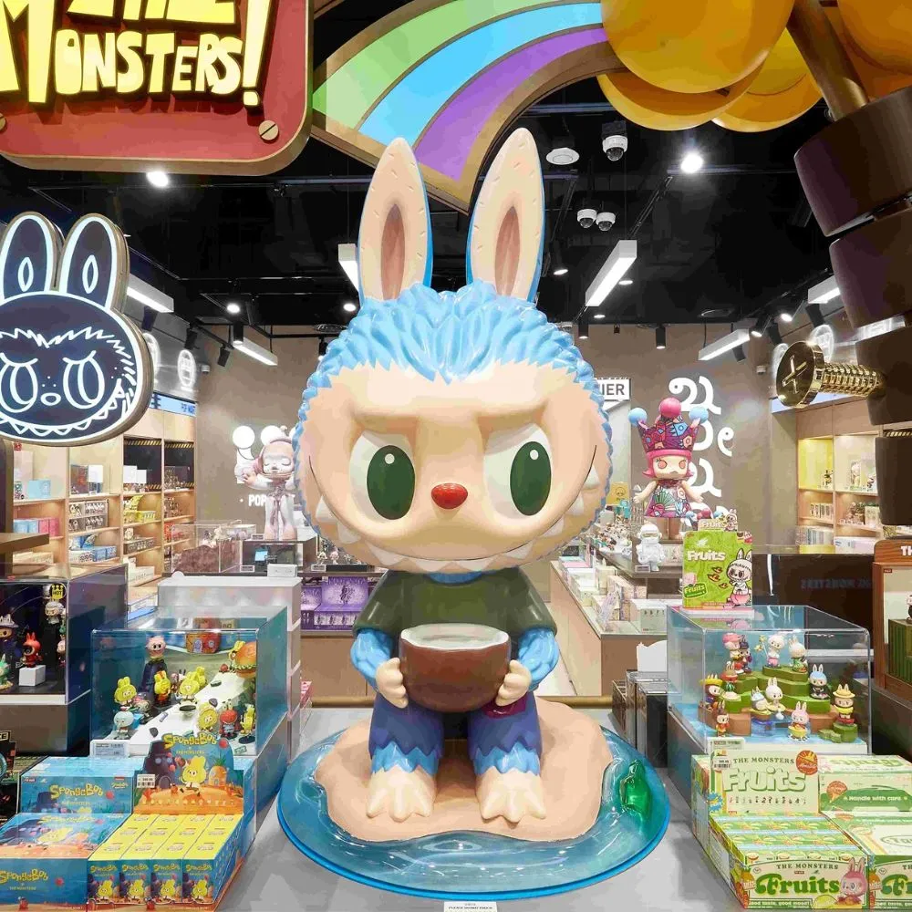 Pop Mart Stores & Vending Machines