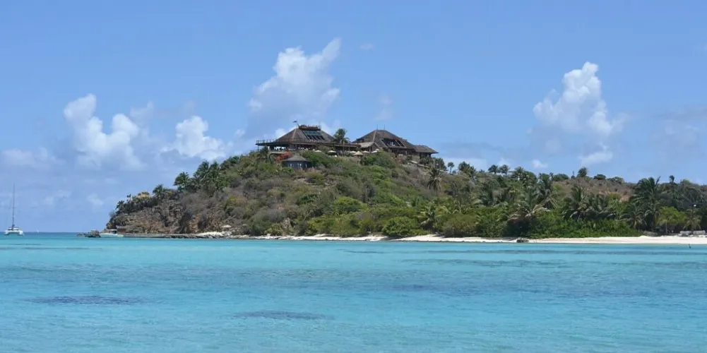Choose Islands Wisely More Isn’t Always Better Choose Islands Wisely More Isn’t Always Better